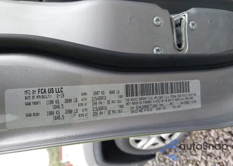 2019 Jeep Compass Sport 4X4 из США, поврежденный, VIN 3C4NJDABXKT714007